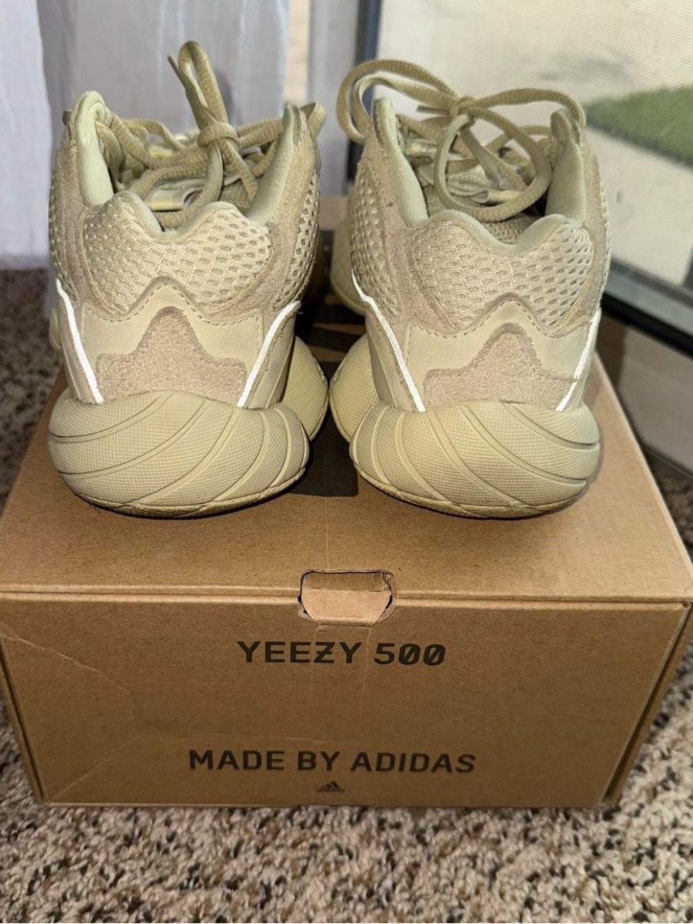 Yeezy - Picture 4 of 5